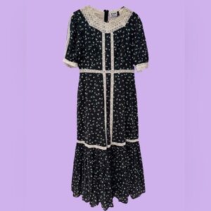 🍒 RIXO - Lace & Floral Maxi Dress, Size L